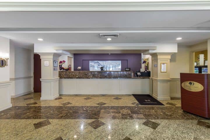 Hotel Interior 5 of 57