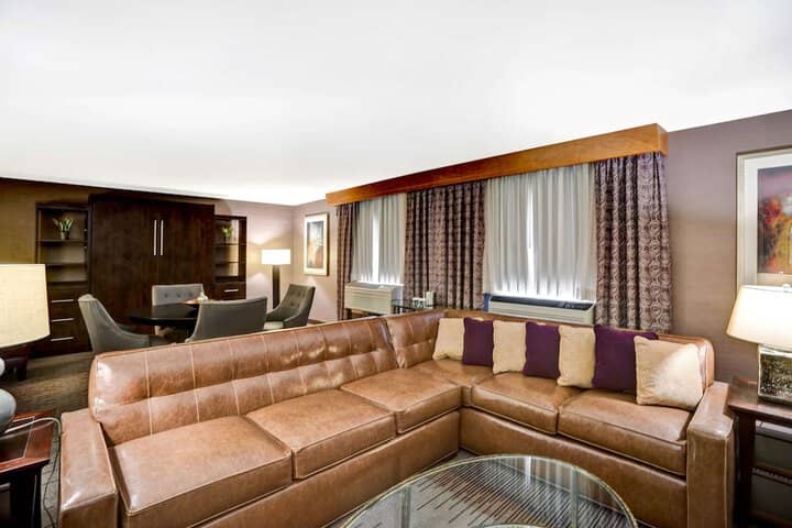Room 22 of 57